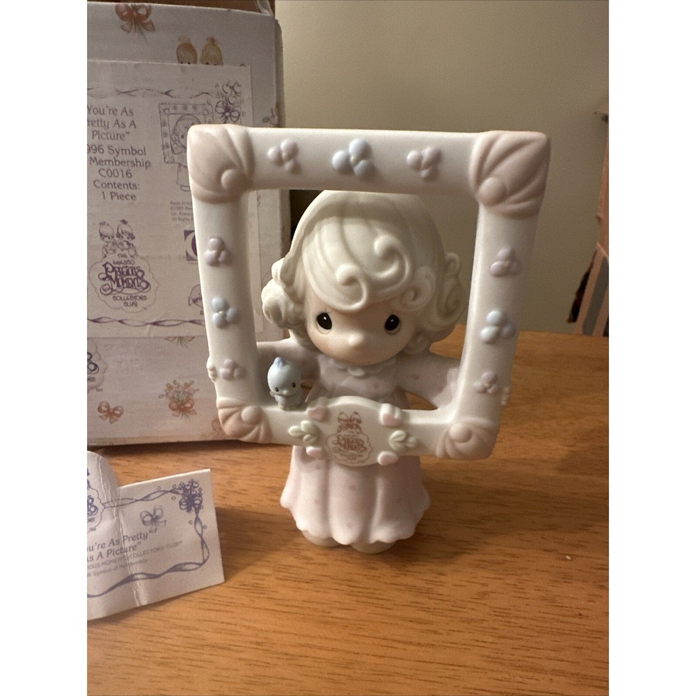 Precious Moment You're As Pretty As A Picture #C0016 New In Box 1996